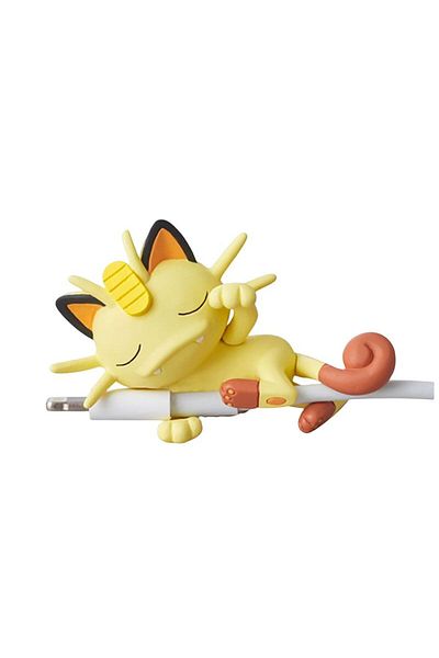 Takara Tomy G (1PCS) Pokemon Pikachu Data Cable Protective Sleeve Fashion Cartoons Figure Buckle Usb Charging Ca