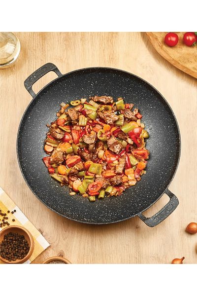Noah Exclusive Cast Iron Roasting Pancake Pan - 34 cm