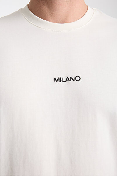 Tarz Cool Чоловіча біла футболка з вишивкою Milano Oversize з велосипедним коміром