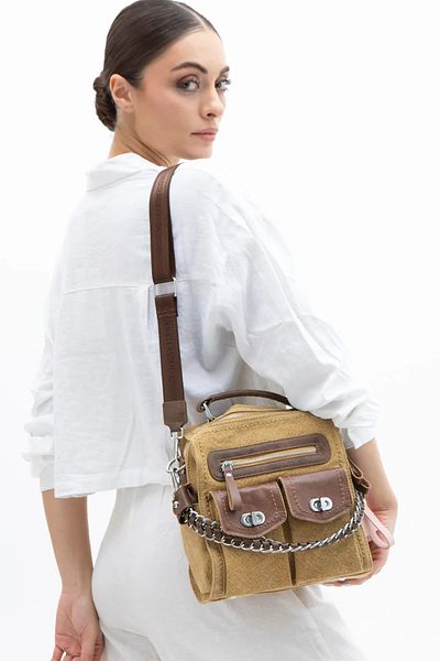 Matthew Cox Women's Back Arm Crossbody Bag Camel Byn2371