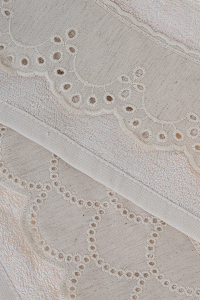 Nazik Home Verona Set of 4 Gift Bamboo Hand Towels (30 X 30 cm)