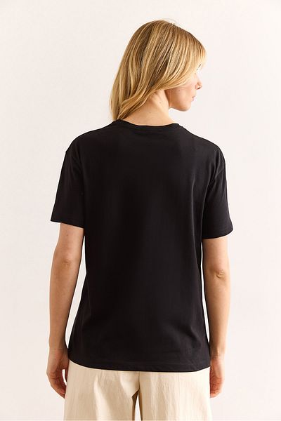 Olalook Women's Black Heart Sequin Rose Accessory T-Shirt Tsh-19000906
