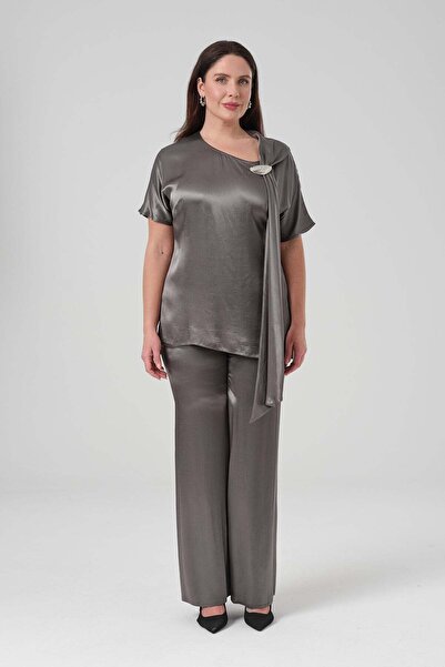 Gemko طقم بنطلون بلوزة ستان مع إكسسوارات أويستر - أنثراسايت