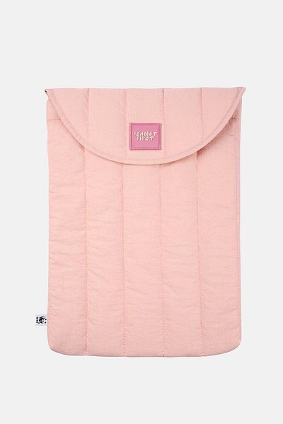 WWF Market Planet First Puffer Laptop Case - Pink