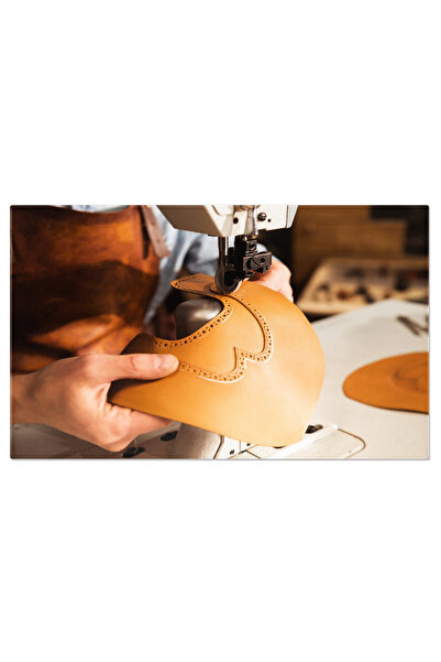 StoryGift Romania Tablou Canvas Lucrator Cu Piele In Atelier Barbat, Masina, ...