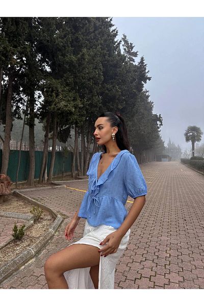 Pulli Collection Καλοκαιρινή μπλούζα Ecru με λεπτομέρεια βολάν