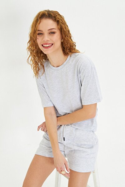 The Champ Clothing Kadın Konforlu %100 Pamuk Kısa Kollu Günlük Oversize Tişört