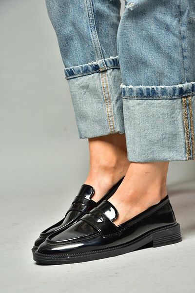 Fox Shoes S652913008 Fekete lakkbőr Loafer mokaszin női cipő