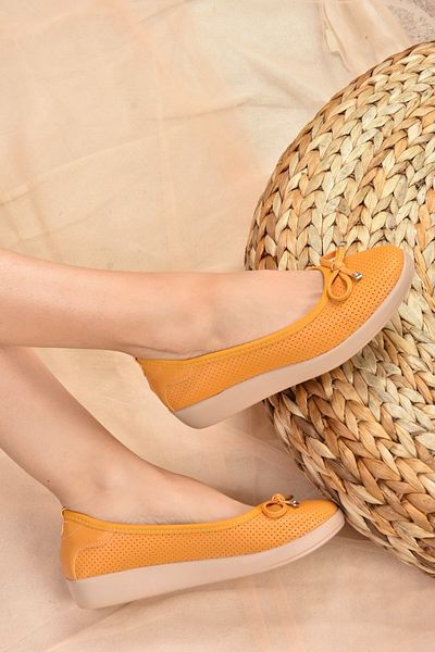 Fox Shoes حذاء كاجوال نسائي الخردل K848212309