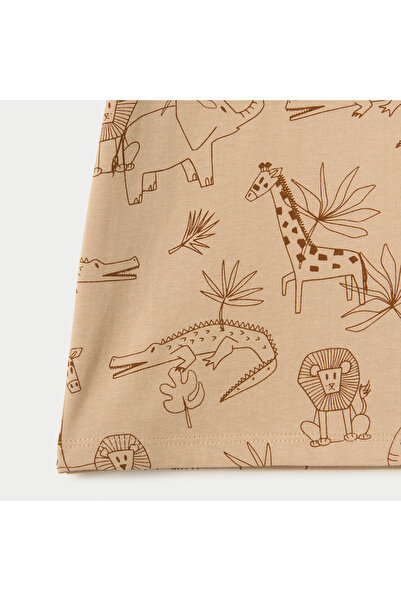 Juniors All-Over Animal Print Short Sleeves T-Shirt With Crew Neck