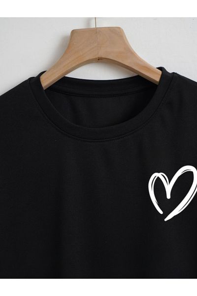 MOONBULL Women's Short Sleeve Oversize Heart Printed Crop T-Shirt