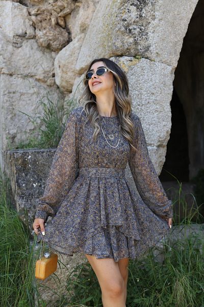 bytugcekaya Γκρι φόρεμα σιφόν με μοτίβο λουλουδιών με ελαστική επένδυση στη μέση