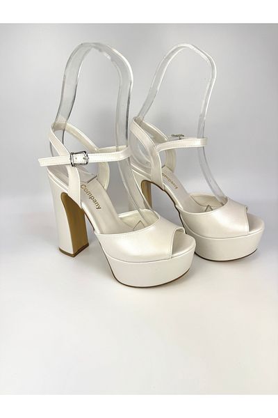 E&L Company 15cm Off White Leather with Anti-Slip Bottom. The Run Is Guaranteed.