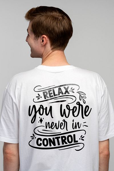 StoryGift Romania Men's T-shirt With The Message "relax, You Were Never In Control" With Print On Stg