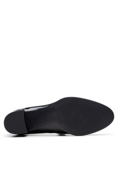 CLARKS Women's Pumps 26174873 Black
