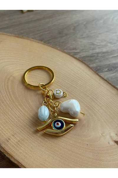 Bestofcase White Heart and Eye Detailed Keychain