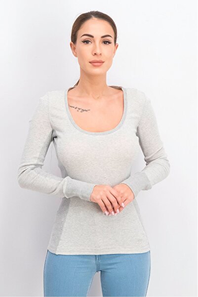 Timberland بلوزة نسائية مخططة بأكمام طويلة ورقبة دائرية، رمادية