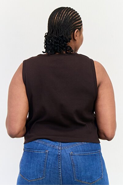 collusion Women Round Neck Sleeveless Ribbed Cropped Tank Top, Dark Brown