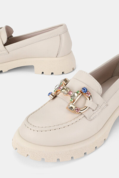 TUNAELLİ KADIN BEJ HAKİKİ DOĞAL DERİ 36-41 NUMARA TAŞLI LOAFER AYAKKABI