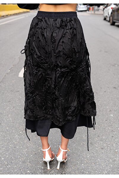 VorNişantaşı Kadın Tasarım Önü İşlemeli Etek