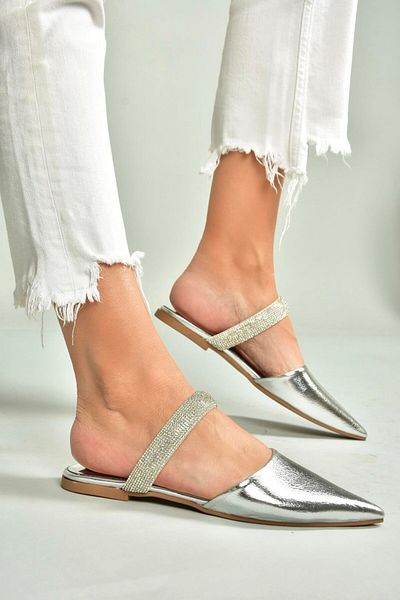 Fox Shoes U590491809 Silver Pointed Toe Women's Slippers