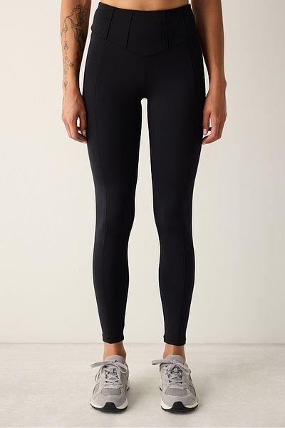 Penti Schwarze Leggings mit hoher Taille und knöchellanger Korsett-Optik