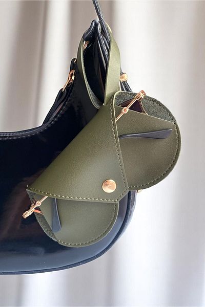 Diamara Designs Strap-On Faux Leather Women's Glasses Case Can Be Attached to Charm Bag Protective Glasses Container