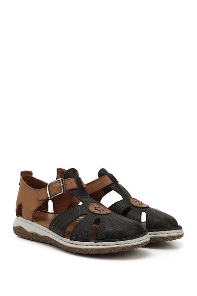 GÖNDERİ(R) Women/Girls Black Genuine Leather Sandals