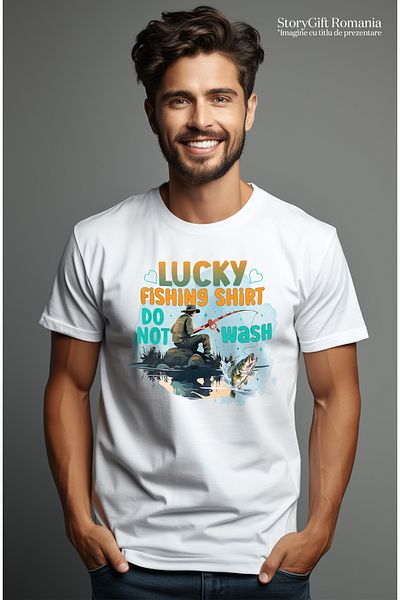 StoryGift Romania Tricou Barbati cu un pescar cu mesajul "Lucky fishing shirt, do not wash", ilustratie, nu STG