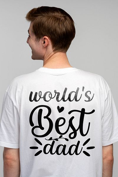 StoryGift Romania Men's T-shirt for the best dad in the world with a message in English - heart with i STG