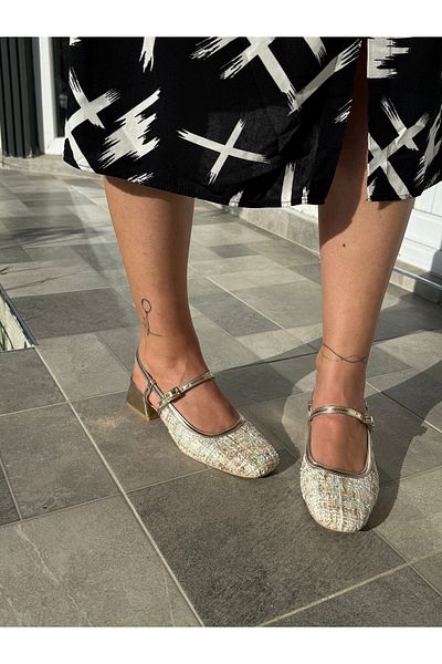 BURCU COLLECTİON Catherine Blunt Toe Belt Detailed Short Heeled Colorful Tweed Women's Ballerinas