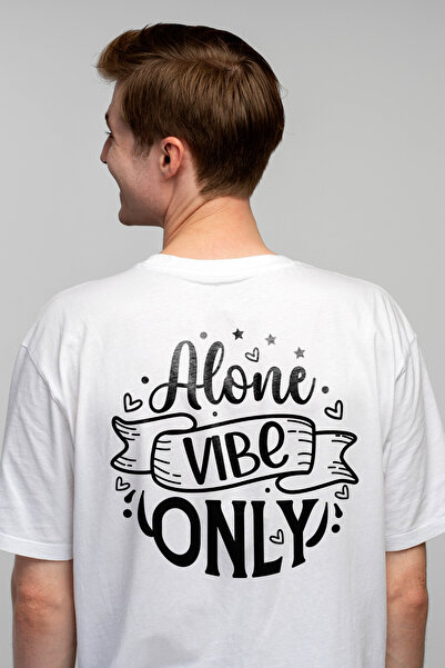StoryGift Romania Tricou bărbătesc cu inimioare și textul în engleză „alone Vibe Only” - Only Single Vibes Stg