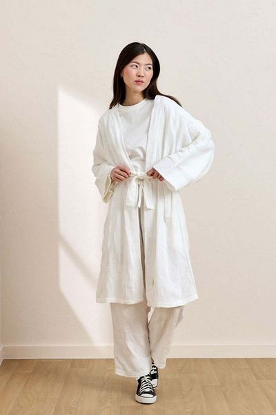 Ceylan Otantik White Scalloped Muslin Long Kimono