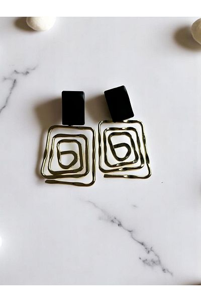 NAİFTAKIAKSESUAR Women's Geometric Model Dangle Earrings