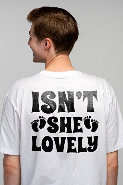 StoryGift Romania Men's T-shirt With Baby Footprints And The Text "isn't She Adorable?" With Print On The Backstg