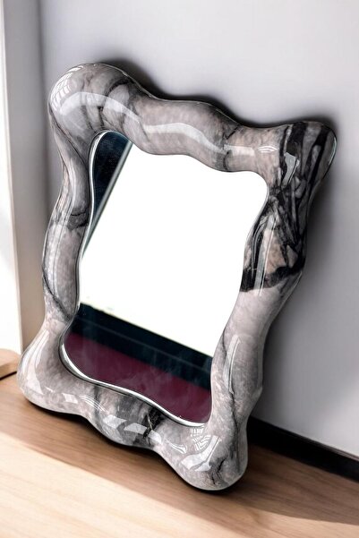 TAKIŞTIR Karışık Renk Çerçeve Detaylı Masa Aynası