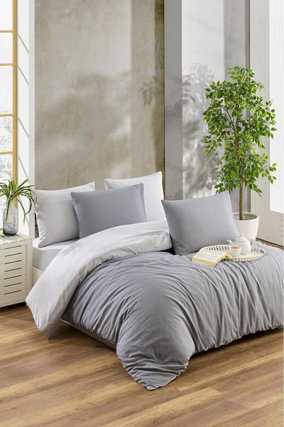 Constanza Exclusive Double Duvet Cover Set with Elastic Sheets