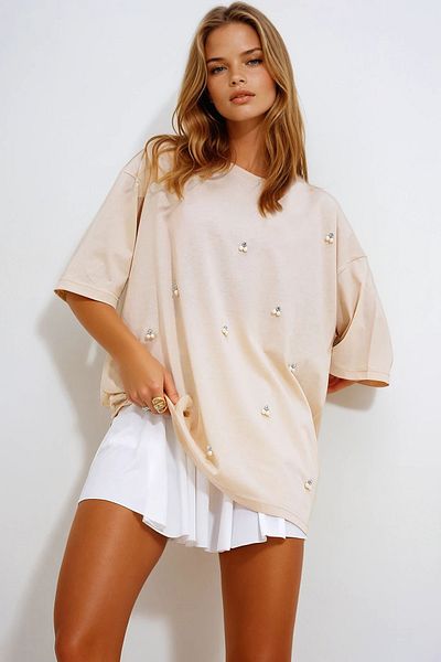 VAGGON Women's Beige Crew Neck Oversize Pearl and Stone Embroidered T-Shirt Prmx11964