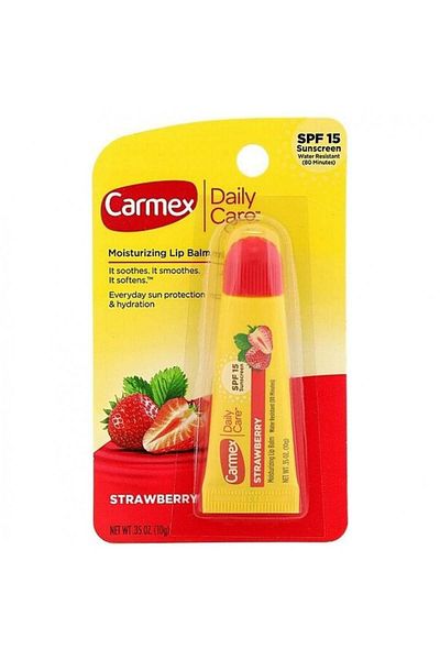 Carmex Moisturizing Lip Balm Fresh Strawberry, 10 Gm