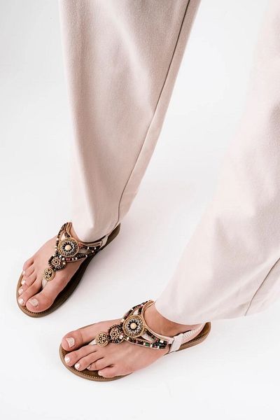 Y&D Shoes Feles Stone Detailed Flip Flops Sandals