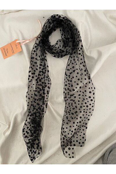 Nurcanilirboutique وشاح للرقبة بتفاصيل لامعة ومناديل شعر وإكسسوارات حقيبة