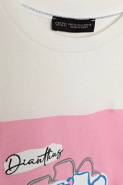 Quzu Embossed Embroidery Printed Ecru Women's T-Shirt Tsh00263