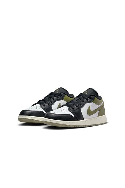 Nike Air Jordan 1 Low Gs Basketball Shoe
