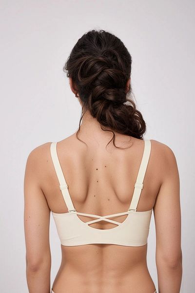 White Velvet Μπραλέτ χωρίς ραφή κοπής με λέιζερ με ρυθμιζόμενο λουράκι και αφαιρούμενα μαξιλαράκια