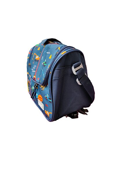 ada çanta kırtasiye Geantă de prânz pentru băieți, izolată, de capacitate mar...