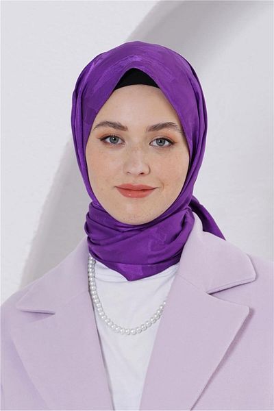 Loryan Floss Jacquard Delta Plum Shawl