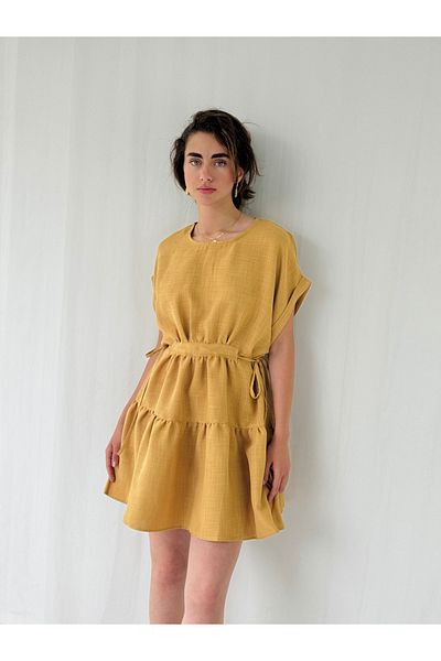 Retrobird Rochie mini de in - Feronerie pentru femei pentru muștar cu design Bloom