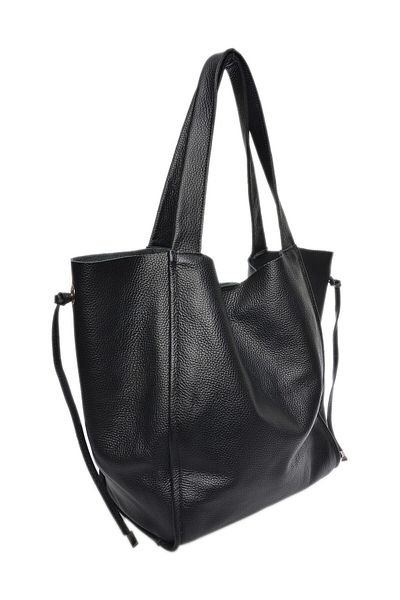 Carla Ferreri Tote Bag 
 100%牛皮 
 Drawstring Closure 
 Inner Zipped Purse 
 Front Pocket 
 Dimensions (L):38X54X19