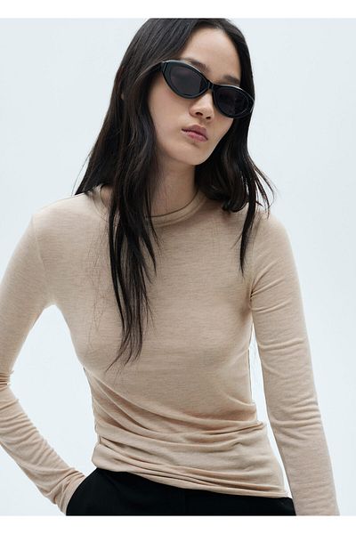MANGO Woman Γυναικείο μπλουζάκι από άμμο 77006724