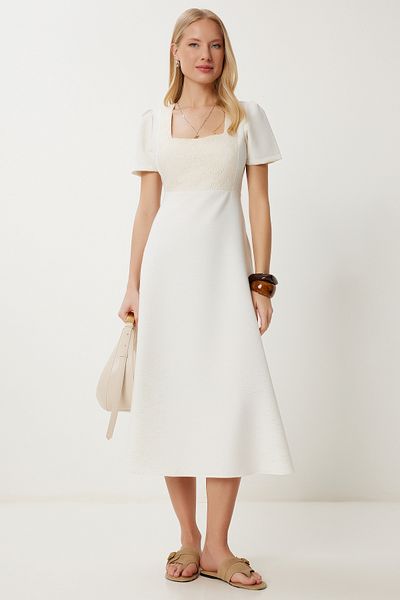 Happiness İstanbul Beigefarbenes Damen-Strickkleid mit Leinenoptik und Spitze CR00503